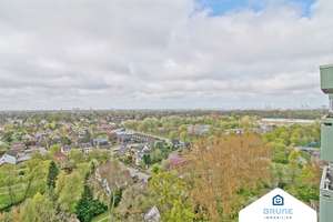 BRUNE IMMOBILIEN - Bremerhaven-Speckenbüttel: Wasser- und Hafensicht
