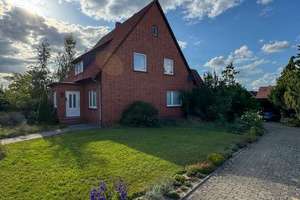Teilvermietetes traumhaftes Zweifamilienhaus mit riesigem Grundstück! – Die vollständige Adresse der Immobilie erhältst du vom Anbieter., 38542 Leiferde – Vorschaubild 1