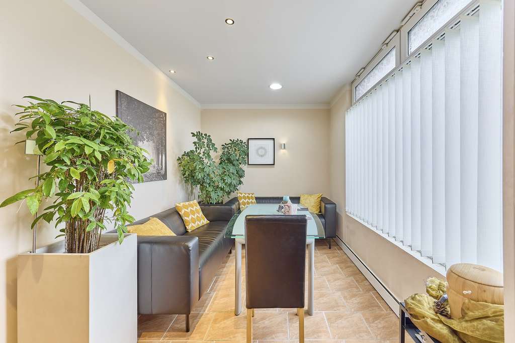 Immobilie in Neustadt an der Weinstraße - Wohnen und Arbeiten - vielseitig nutzbar - bestens angebunden - Bild 2