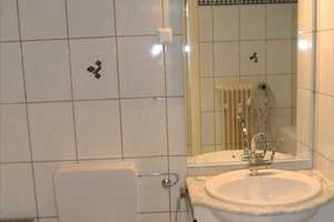 JA, zum Einfamilienhaus mit Einliegerwohnung  und  traumhaften Garten in begehrter Lage Nähe  – Die vollständige Adresse der Immobilie erhältst du vom Anbieter., 42719 Gräfrath, Solingen – Vorschaubild 21