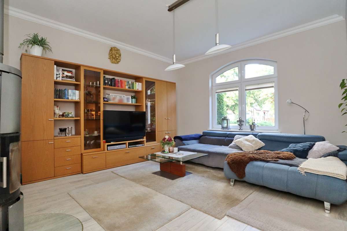 Immobilie in Kellinghusen - Stilvolle und großzügige Altbauvilla in Kellinghusen – als Ein- oder Zweifamilienhaus nutzbar - Bild 16