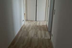 2 Raum Wohnung mit Einbauküche (befristet bis 28.02.2028) – Schwibbogenplatz 2, 86153 Am Schäfflerbach, Augsburg – Vorschaubild 2