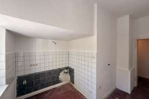 *Schöne 2 Raum Wohnung mit Keller*in einem frisch Modernisierten Haus* – Margaretenstr. 2, 45145 Holsterhausen, Essen – Vorschaubild 5