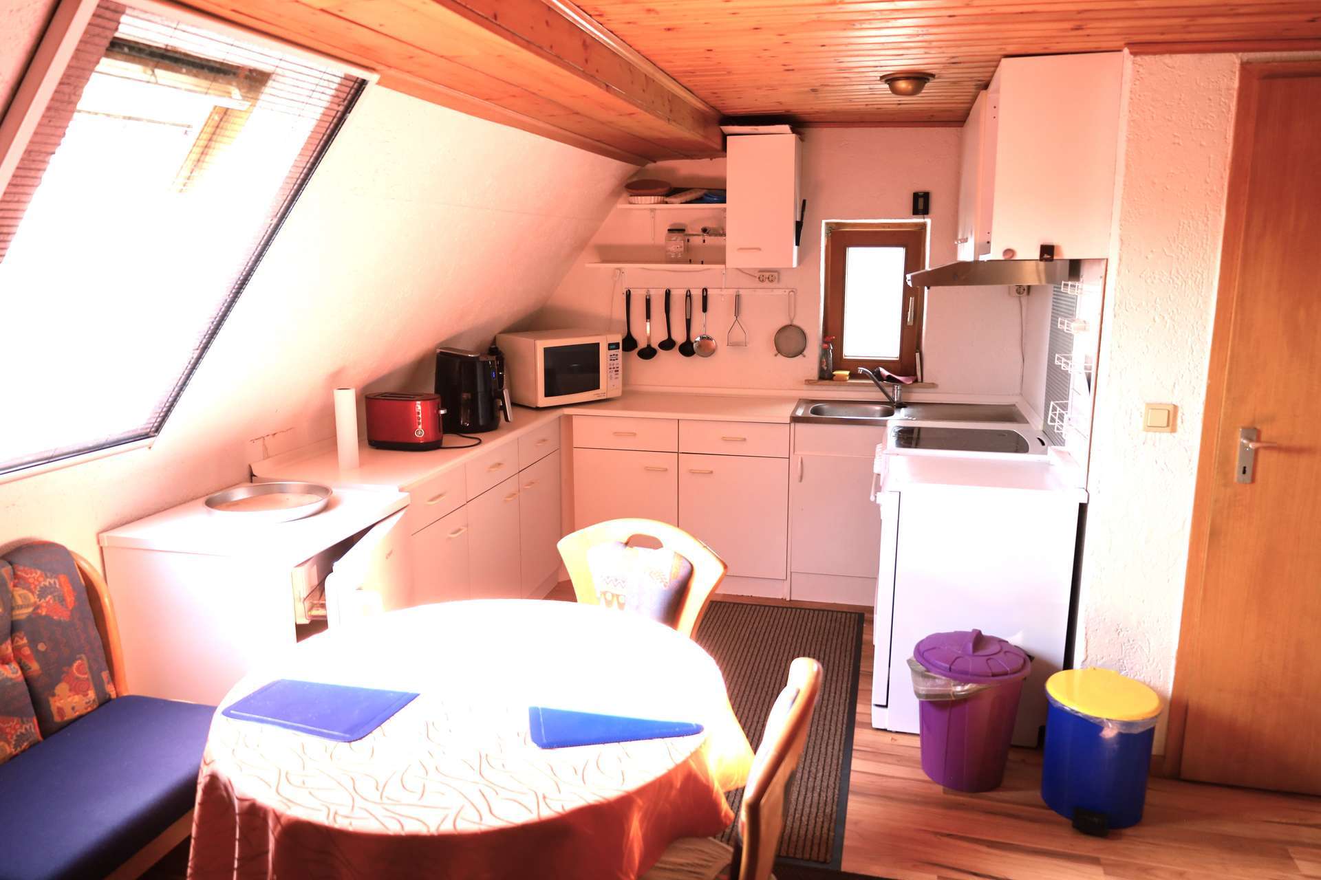 Immobilie in Rosenfeld - ZWEI WOHNUNGEN ZUR EIGENNUTZUNG ODER VERMIETUNG: 2-Fam.-Haus Rosenfeld - Bild 3