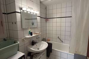 Ruhige und helle 3-Zimmer-Wohnung mit Balkon ab 01.10. zu vermieten – Vogelsangstraße 68, 70197 Vogelsang, Stuttgart – Vorschaubild 5