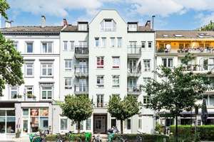 Stilvoll Wohnen in Harvestehude:  Sanierte 2-Zimmer Eigentumswohnung mit Südbalkon