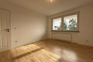 Erstbezug nach Sanierung! Top-Lage, Südbalkon & Fernblick in Aachen-Forst – Sittarder Straße 62, 52078 Forst, Aachen – Vorschaubild 4