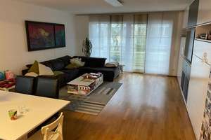 Geräumige Etagenwohnung mit vier Zimmern in Hürth – Die vollständige Adresse der Immobilie erhältst du vom Anbieter., 50354 Hürth – Vorschaubild 3
