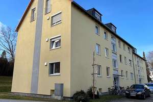 Charme & Rendite – Sanierte DG-Wohnung in gesuchter Lage!