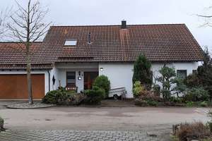 Exklusives Wohnjuwel mit Wintergarten, Wellness & Traumgarten in Hüttlingen – Die vollständige Adresse der Immobilie erhältst du vom Anbieter., 73460 Hüttlingen – Vorschaubild 2