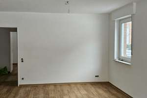 Tolle 3-Zimmer-Wohnung mit Terrasse und kl. Garten in Reislingen S/W – V.-Droste-Hülshoff-Str. 43, 38446 Reislingen, Wolfsburg – Vorschaubild 4