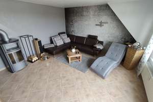 Maisonette Wohnung mit Balkon und Garten in Bottrop Grafenwald
Provisionsfrei von Eigentümer – Die vollständige Adresse der Immobilie erhältst du vom Anbieter., 46244 Grafenwald, Bottrop – Vorschaubild 2