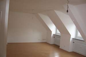 Schöne 3 - Z.-DG.- Wohnung, 84 m2 plus Speicher , D.- Derendorf – Rather Str. 5, 40476 Derendorf, Düsseldorf – Vorschaubild 3