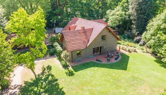 Bild von Einmalig gelegenes Einfamilienhaus mit großem Grundstück am Landschaftsschutzgebiet!