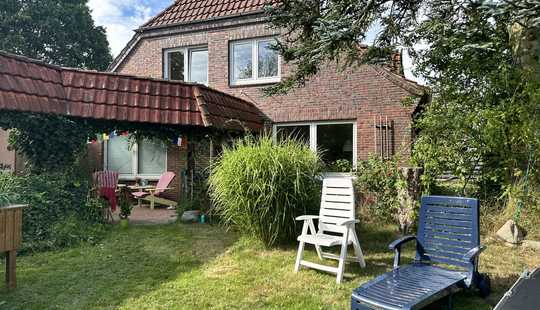 Bild von Geräumiges Wohnhaus in schöner Dorflage