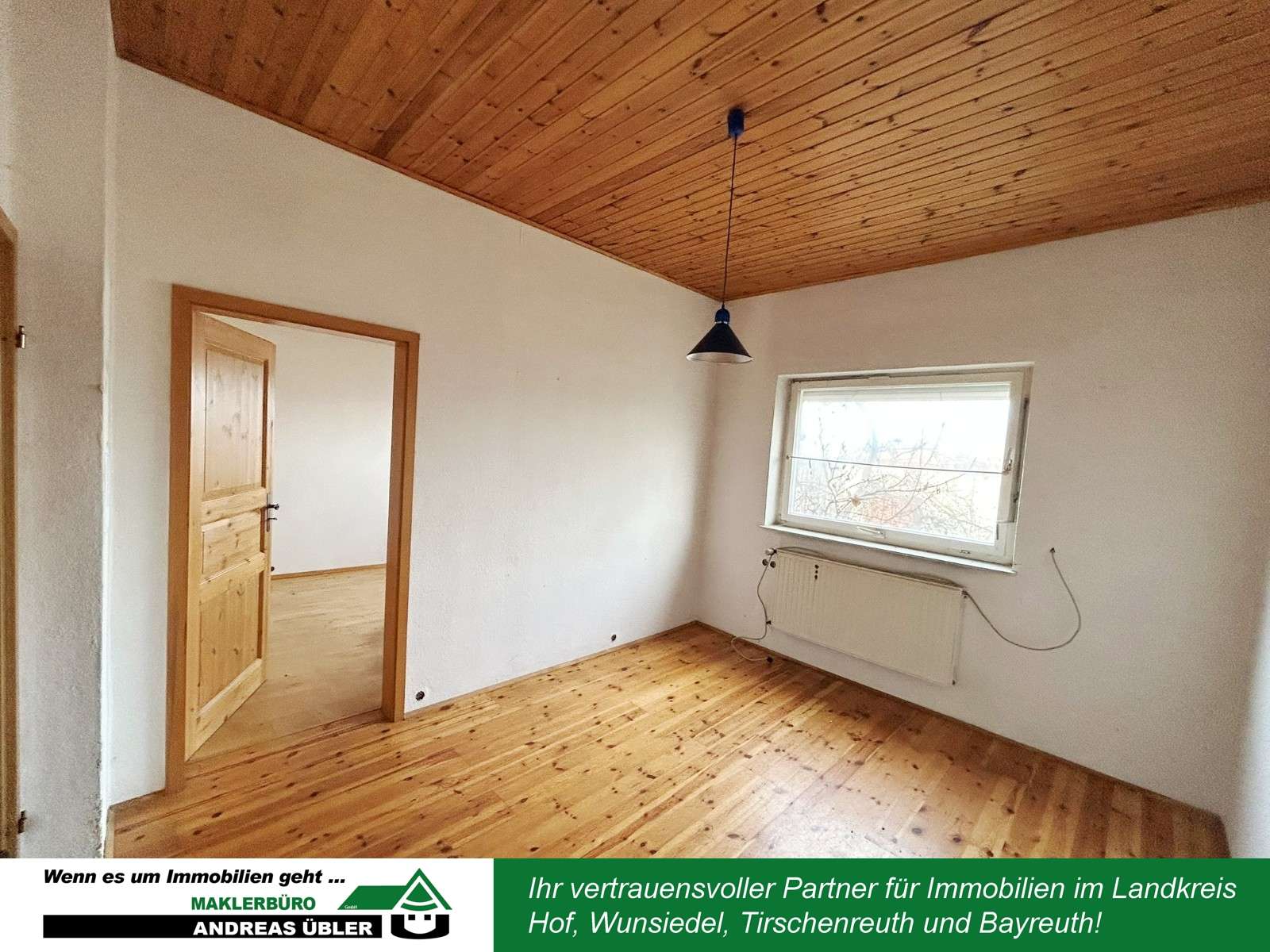 Große Doppelhaushälfte mit Nebengebäude, Tirschenreuth Kreis – Bild 3