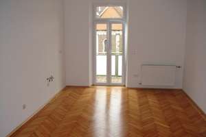 Stilvolle 5,5-Zimmer-Wohnung mit Balkon in begehrter Lage – Die vollständige Adresse der Immobilie erhältst du vom Anbieter., 93055 Ostenviertel, Regensburg – Vorschaubild 5