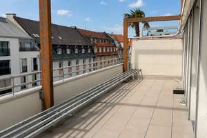 Dachgeschosswohnung mit zwei Dachterrassen - Sanierungsangebot liegt vor!