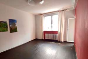 * 2 Zimmer mit Balkon in ruhiger Anliegerstraße in Berlin - Steglitz *