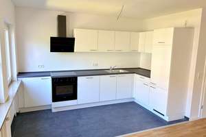 Mit neuer EBK! Lichtdurchflutete 2-Zimmer-Wohnung – Sperberstr. 47, 90461 Hummelstein, Nürnberg – Vorschaubild 2