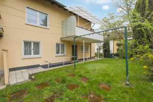 Doppelhaushälfte mit Weitblick – Ihr Zuhause über den Dächern von Pforzheim – Die vollständige Adresse der Immobilie erhältst du vom Anbieter., 75175 Südoststadt, Pforzheim – Vorschaubild 2