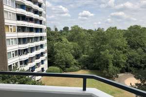 Vermietete 4-Zimmer Wohnung im 5. OG mit zwei Balkonen in Zollstock, provisionsfrei