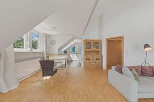 Moderne, lichtdurchflutete 3 Zimmer DG-Wohnung mit großem Süd-Ost-Balkon und Garage – Die vollständige Adresse der Immobilie erhältst du vom Anbieter., 70599 Schönberg, Stuttgart – Vorschaubild 9