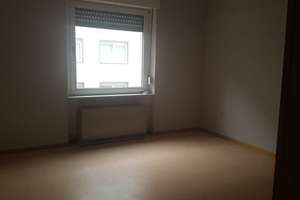 Sehr günstige und gepflegte Wohnung mit zwei Zimmern und Balkon !!! – Die vollständige Adresse der Immobilie erhältst du vom Anbieter., 58135 Haspe-Ost, Hagen – Vorschaubild 2