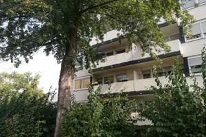 Ruhige Dreizimmerwohnung mit Blick ins Grüne inkl. Tiefgaragenstellplatz – Kleistring 6, 50767 Pesch, Köln – Vorschaubild 3