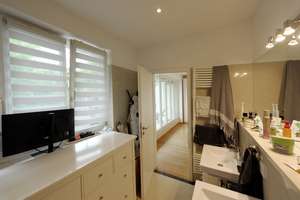 Sonnige, elegante 4 Raum DG Wohnung mit umlaufender Terrasse! Neuhausen Nymphenburg! – Nibelungenstraße 55d, 80639 Nymphenburg, München – Vorschaubild 36