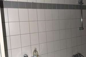 1 Zimmer Wohnung im Hinterhaus in Berlin Neukölln zu vermieten. – Niemetzstraße 8, 12055 Neukölln (Ortsteil), Berlin – Vorschaubild 4