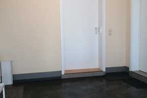 Etwas anders! - 2 Raum Maisionette Wohnung mit Aufzug, Einbauküche und Gäste-WC zu vermieten – Barbarossastraße 53, 9112 Chemnitz – Vorschaubild 7