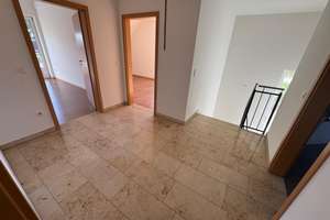 Großzügige Doppelhaushälfte mit Garage, Terrasse und Garten in Hilgertshausen zu vermieten! – 86567 Hilgertshausen-Tandern – Vorschaubild 9