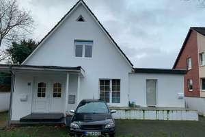 ausgebaute Keller/ Handwerkerwohnung mit 2 Zimmern in Hamburg-Bramfeld – Reembusch 54, 22179 Bramfeld, Hamburg – Vorschaubild 2