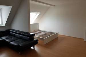 1,5  - Zi. Wohnung DG, nette Singlewohnung