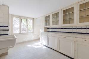 Großzügige historische Etagenwohnung in herrschaftlicher sanierter Westend Villa – 60325 Westend-Süd, Frankfurt am Main – Vorschaubild 8