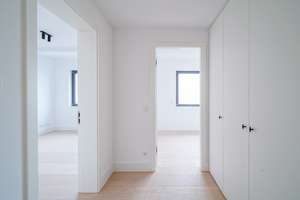ERSTBEZUG: Sonnige 3 Zimmerwohnung mit Loggia im Zentrum von West-Berlin – Die vollständige Adresse der Immobilie erhältst du vom Anbieter., 10707 Wilmersdorf, Berlin – Vorschaubild 8