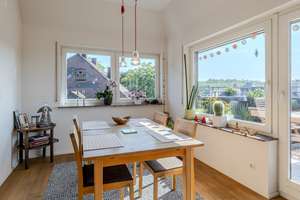 Penthouse-Feeling mit Kamin und Blick auf die Weinberge – Die vollständige Adresse der Immobilie erhältst du vom Anbieter., 70376 Münster, Stuttgart – Vorschaubild 4