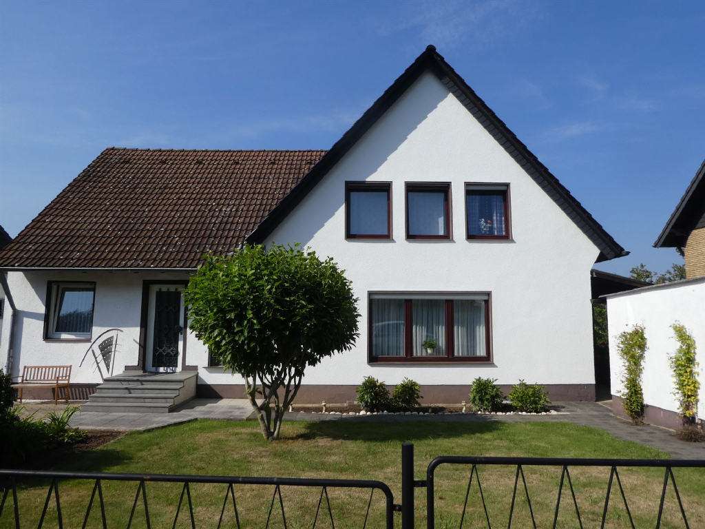 Freistehendes Familienhaus mit Platz auch für zwei Generationen!