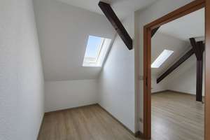 Große Dachgeschoßwohnung mit Balkon! – Triftweg 6, 6847 West, Dessau-Roßlau – Vorschaubild 8