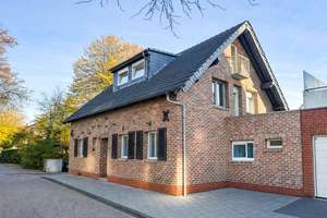 Großzügig & freistehend - Einfamilienhaus mit zusätzlichem Grundstück und Entwicklungschancen! – Die vollständige Adresse der Immobilie erhältst du vom Anbieter., 40595 Garath, Düsseldorf – Vorschaubild 3