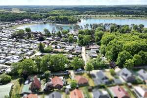 *Nordseeurlaub* Auszeit am Bernsteinsee in Conneforde! Ruhe und Luxus laden Sie zum Verweilen ein – Dobbenweg 103, 26215 Ammerland (Kreis) – Vorschaubild 2