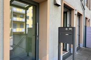 Moderne citynahe EG-Wohnung mit 2 Terrassen, EBK, TG-Platz und separatem Eingang, max.  2 Personen – Siegfriedstrasse 25-27, 86152 Stadtjägerviertel, Augsburg – Vorschaubild 6