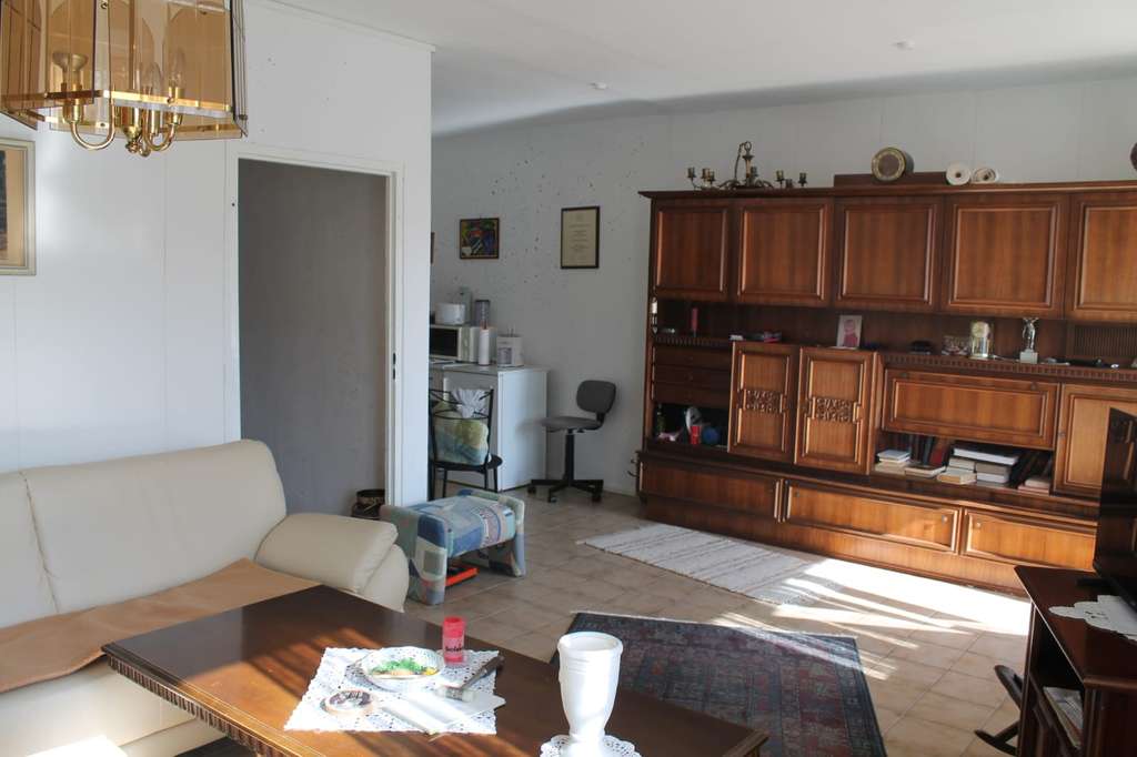 Immobilie in Georgenthal - Renovierungsbedürftige 2-Zimmer-Wohnung im 3. OG in Georgenthal/Thür. Wald - Bild 1