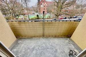 Helle & renovierte 3- Zimmerwohnung mit Balkon und Fahrstuhl am Gutenbergplatz! – Klopstockstrasse 2, 65185 Südost, Wiesbaden – Vorschaubild 3