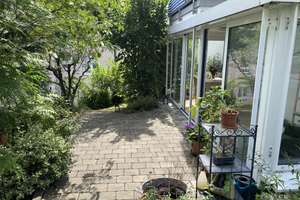 Helle 2,5 Zimmerwohnung mit Wintergarten und eigenem Garten (ca. 200 qm) – Die vollständige Adresse der Immobilie erhältst du vom Anbieter., 70329 Obertürkheim (Ortsteil), Stuttgart – Vorschaubild 7