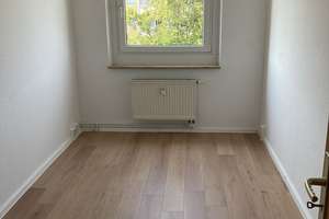 MEGA Ausblick, Küche, Fußboden und Badezimmer neu – Kurt Schneider Str. 22, 9122 Markersdorf, Chemnitz – Vorschaubild 8