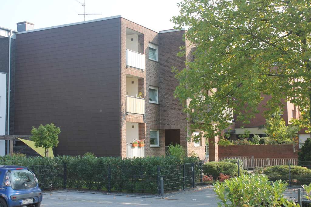 Immobilie in Dorsten - Kapitalanlage Dorsten: Vermietete 2,5-Zi.-ETW mit Stellplatz & Loggia – ca. 5,7 % Rendite – nur 99.0 - Bild 2