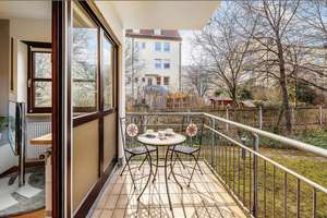 Möbliert: Moderne und helle Maisonette Wohnung zur Miete – Die vollständige Adresse der Immobilie erhältst du vom Anbieter., 80807 Milbertshofen, München – Vorschaubild 13