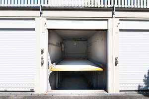 Großzügige 4-Zimmer-Dachgeschosswohnung mit beeindruckender Raumhöhe, Kamin und zwei Balkonen – Die vollständige Adresse der Immobilie erhältst du vom Anbieter., 81827 Waldtrudering, München – Vorschaubild 25